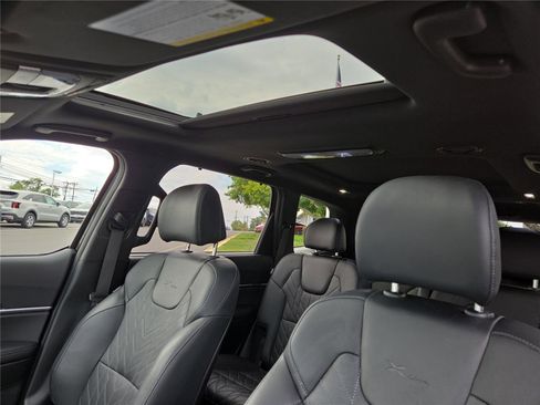 Used 2024 Kia Telluride SX X-Line AWD/4WD image 22