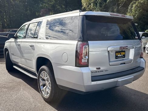 Used 2017 GMC Yukon XL SLT w/ Open Road Package image 8