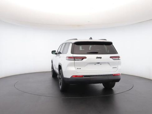 New 2025 Jeep Grand Cherokee L Limited w/ Black Appearance Package image 24