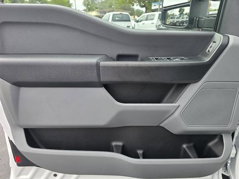 New 2026 Ford F450 XLT w/ XLT Value Package image 6