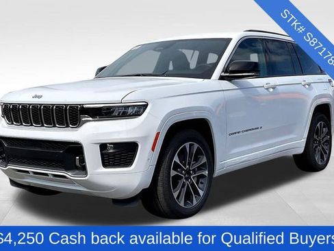 New 2025 Jeep Grand Cherokee Overland image 2