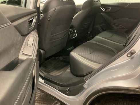 Used 2023 Subaru Forester Premium AWD/4WD image 28