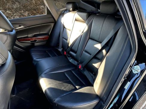 Used 2011 Honda Crosstour EX-L image 23