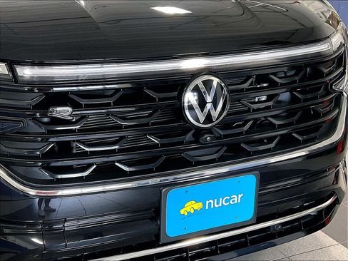 Used 2024 Volkswagen Atlas SEL Premium R-Line AWD/4WD image 33