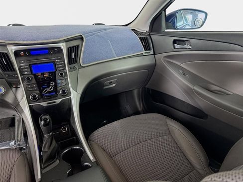 Used 2013 Hyundai Sonata SE FWD image 22