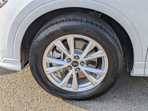 Used 2025 Audi Q3 2.0T Premium w/ Convenience Package image 9