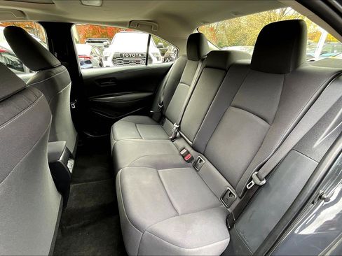 Used 2023 Toyota Corolla LE image 25