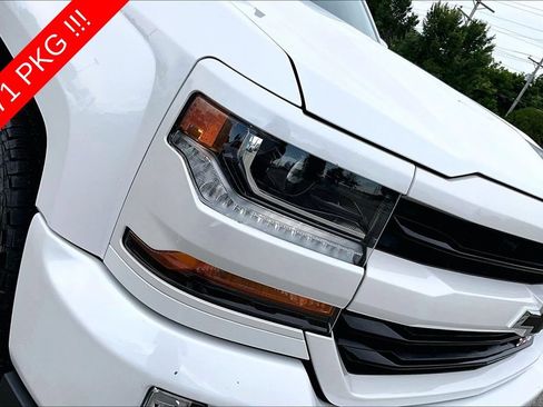 Used 2018 Chevrolet Silverado 1500 LT w/ All Star Edition AWD/4WD image 25