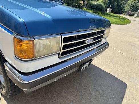 Used 1989 Ford Bronco AWD/4WD image 35