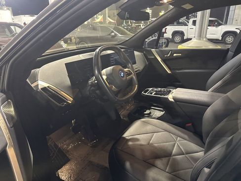Used 2024 BMW iX M60 image 8