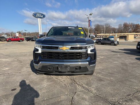 Used 2022 Chevrolet Silverado 1500 LT image 4