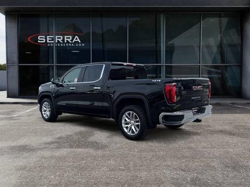 Used 2022 GMC Sierra 1500 SLT w/ SLT Convenience Package AWD/4WD image 3