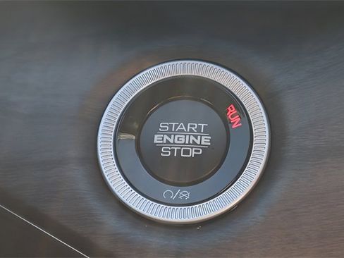 New 2025 Jeep Grand Cherokee Limited image 17