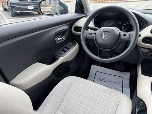 Certified 2023 Honda HR-V LX image 31