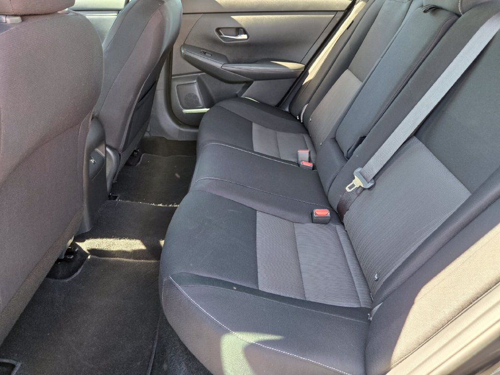 Certified 2020 Nissan Sentra SV FWD image 13