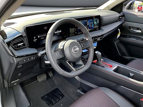 New 2026 Nissan Kicks SR image 7