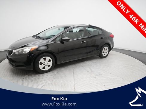 Used 2016 Kia Forte LX image 1