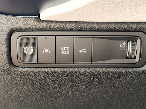 New 2026 Chevrolet Equinox EV LT image 20