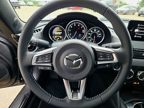 New 2026 MAZDA MX-5 Miata RF Grand Touring RWD image 11