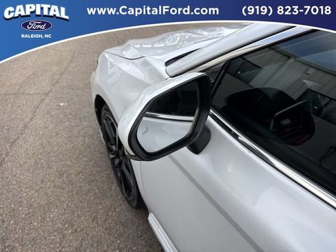 Used 2020 Toyota Camry XSE image 12