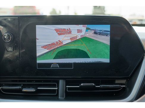 Used 2025 Chevrolet Trax RS w/ Driver Confidence Package FWD image 41