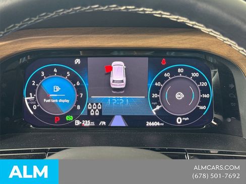 Used 2025 Volkswagen Atlas SE image 31