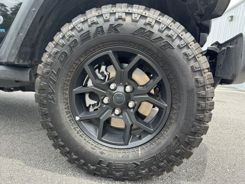 Used 2025 Jeep Wrangler Unlimited Sport S 4xe AWD/4WD image 13