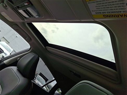 Certified 2024 Subaru Crosstrek 2.5i Limited image 14