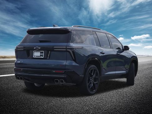 Used 2024 Chevrolet Traverse RS AWD/4WD image 23