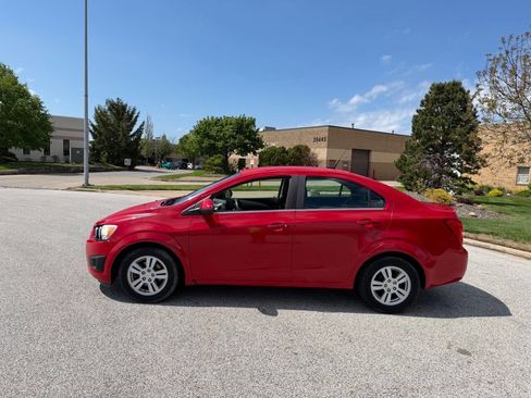 Used 2012 Chevrolet Sonic LT FWD image 2