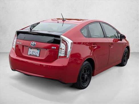 Used 2015 Toyota Prius Three FWD image 5