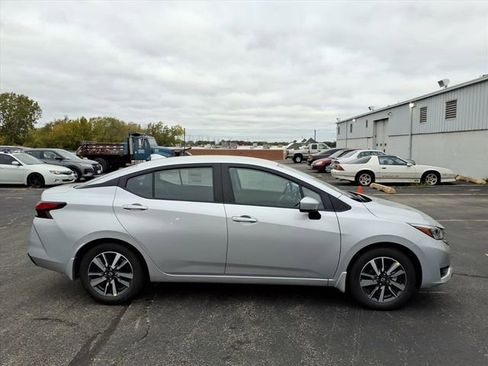 New 2025 Nissan Versa SV w/ Trunk Package image 2