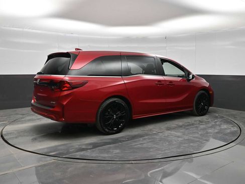 Used 2025 Honda Odyssey Sport-L image 8