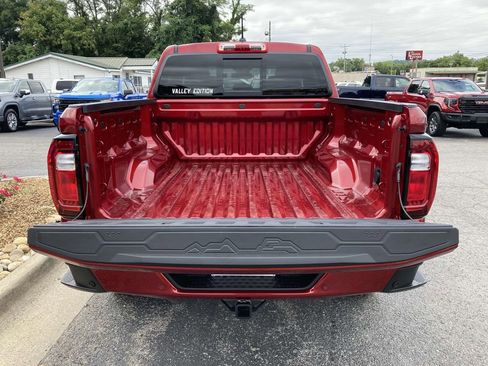 New 2026 GMC Canyon Elevation w/ Convenience Package RWD image 11