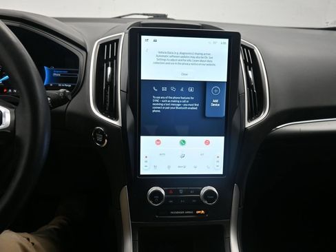 Used 2022 Ford Edge SEL w/ Convenience Package image 16
