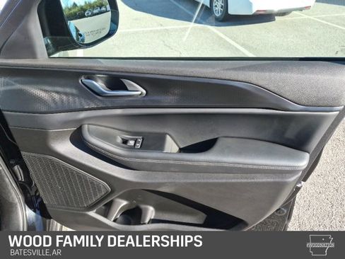 Used 2025 Jeep Grand Cherokee L Altitude w/ Trailer Tow Package image 32