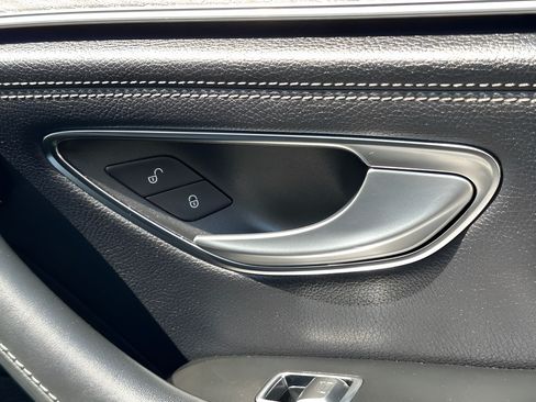 Used 2019 Mercedes-Benz AMG GT 63 image 40