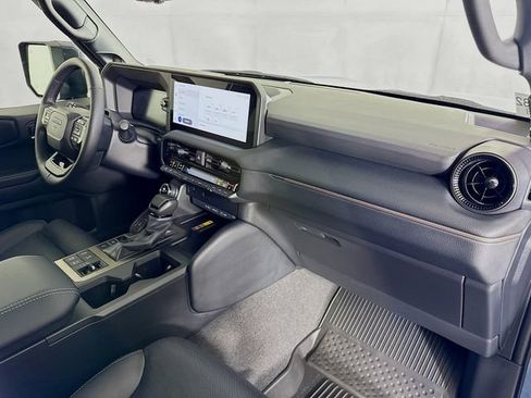 New 2025 Toyota Land Cruiser image 27