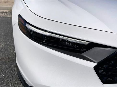 Used 2025 Honda Accord SE image 27