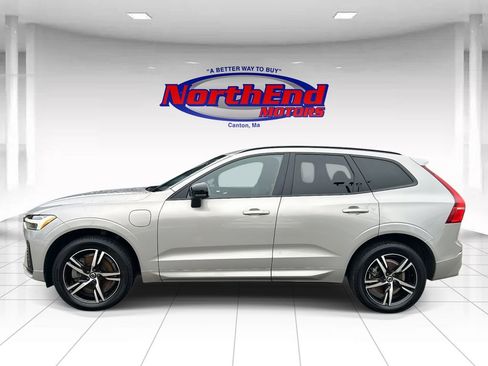 Used 2022 Volvo XC60 T8 R-Design image 6