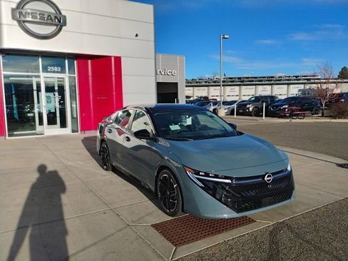 New 2026 Nissan Sentra SR image 3