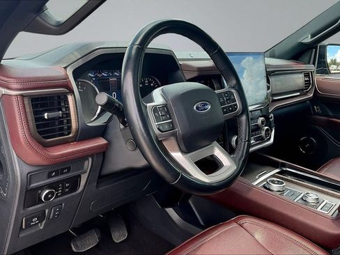 Used 2023 Ford Expedition Limited AWD/4WD image 15