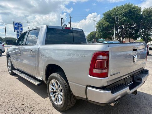 Used 2023 RAM 1500 Laramie AWD/4WD image 7