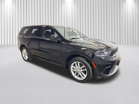 Certified 2025 Dodge Durango GT AWD/4WD image 2