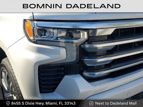 Used 2023 Chevrolet Silverado 1500 High Country w/ High Country Premium Package image 12