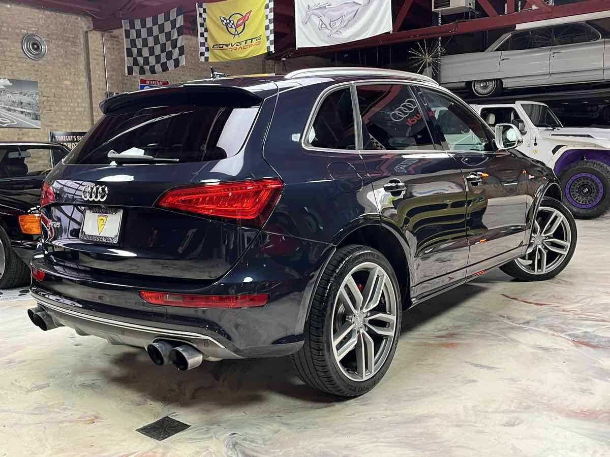 Used 2017 Audi SQ5 Prestige AWD/4WD image 2