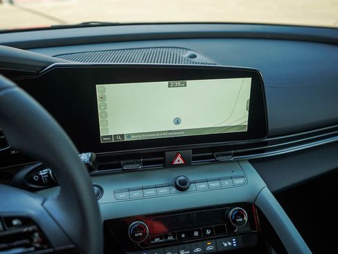 New 2026 Hyundai Elantra Limited image 22