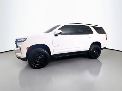 Used 2023 Chevrolet Tahoe RST w/ Sport Performance Package AWD/4WD image 5