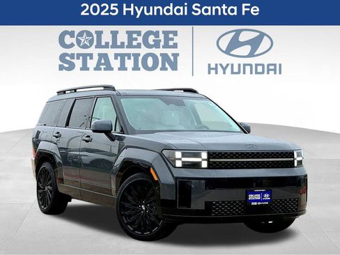 Used 2025 Hyundai Santa Fe Calligraphy FWD image 3