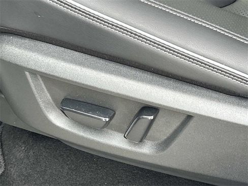 Used 2025 INFINITI QX80 Luxe image 23